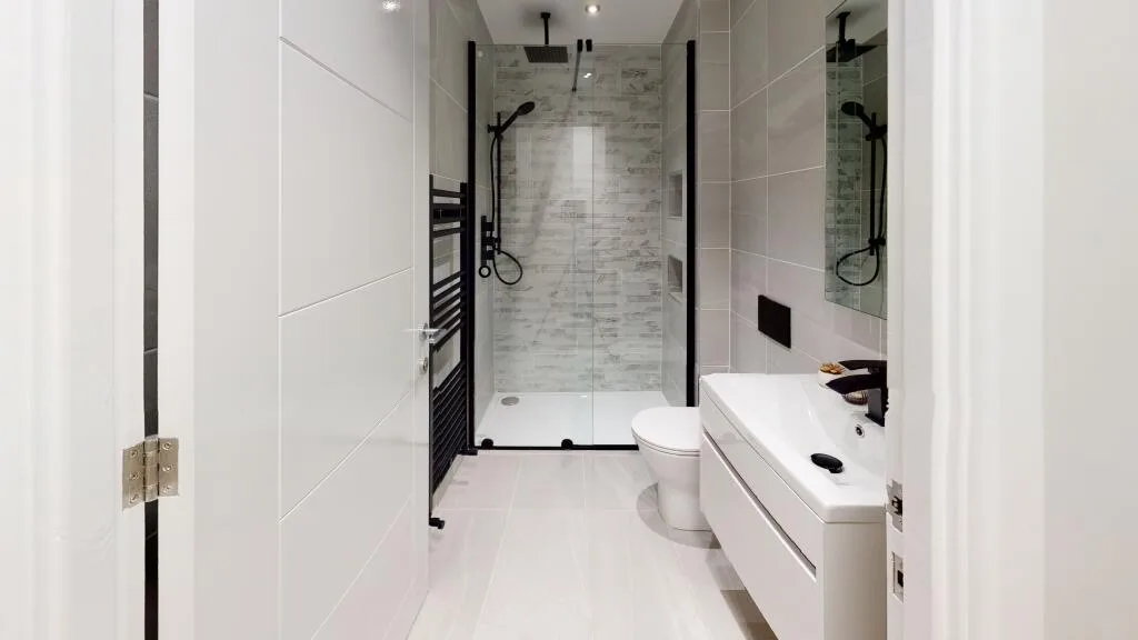 6 bedroom house for rent