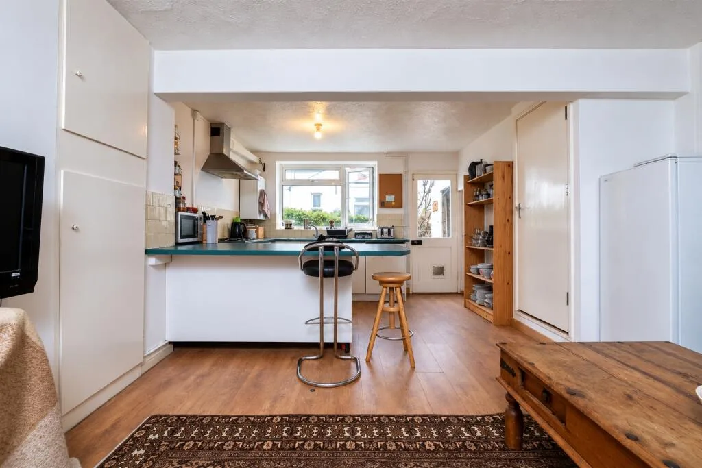 4 bedroom terraced house for rent