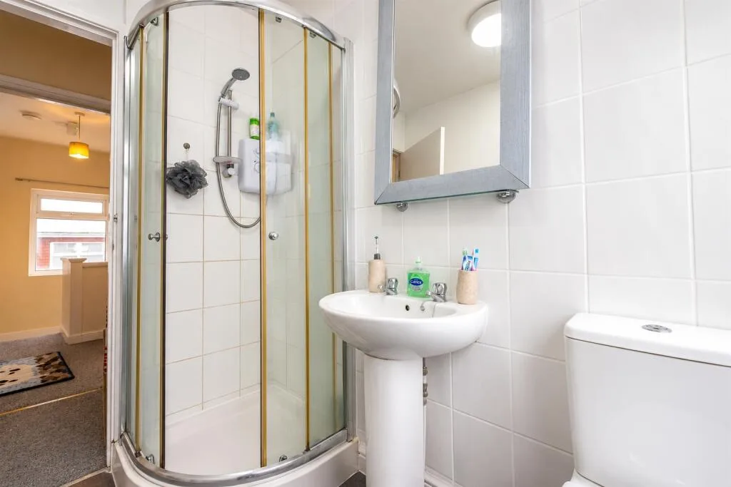 4 bedroom terraced house for rent