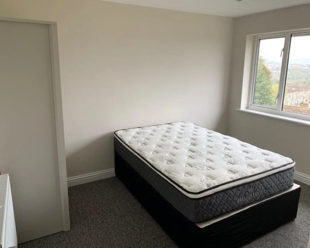 4 bedroom semi-detached house for rent