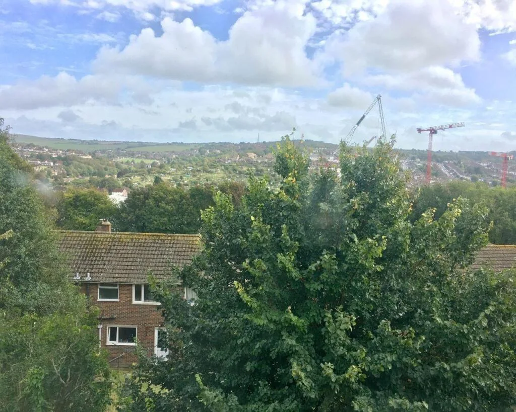 4 bedroom semi-detached house for rent