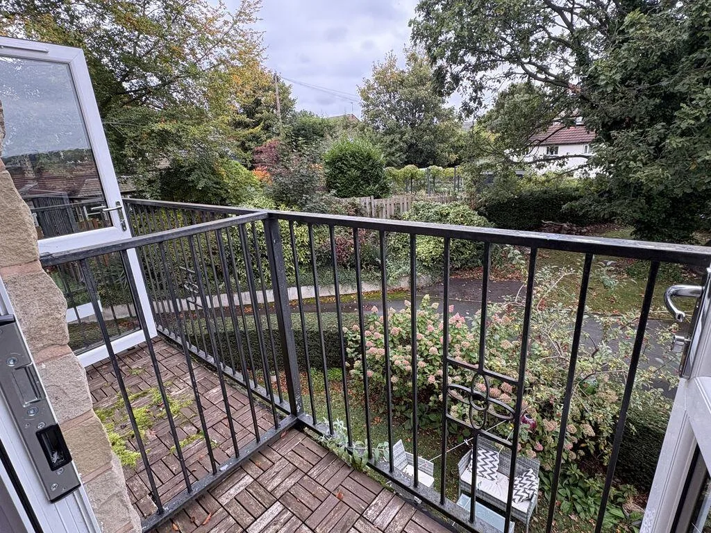2 bedroom detached house for rent