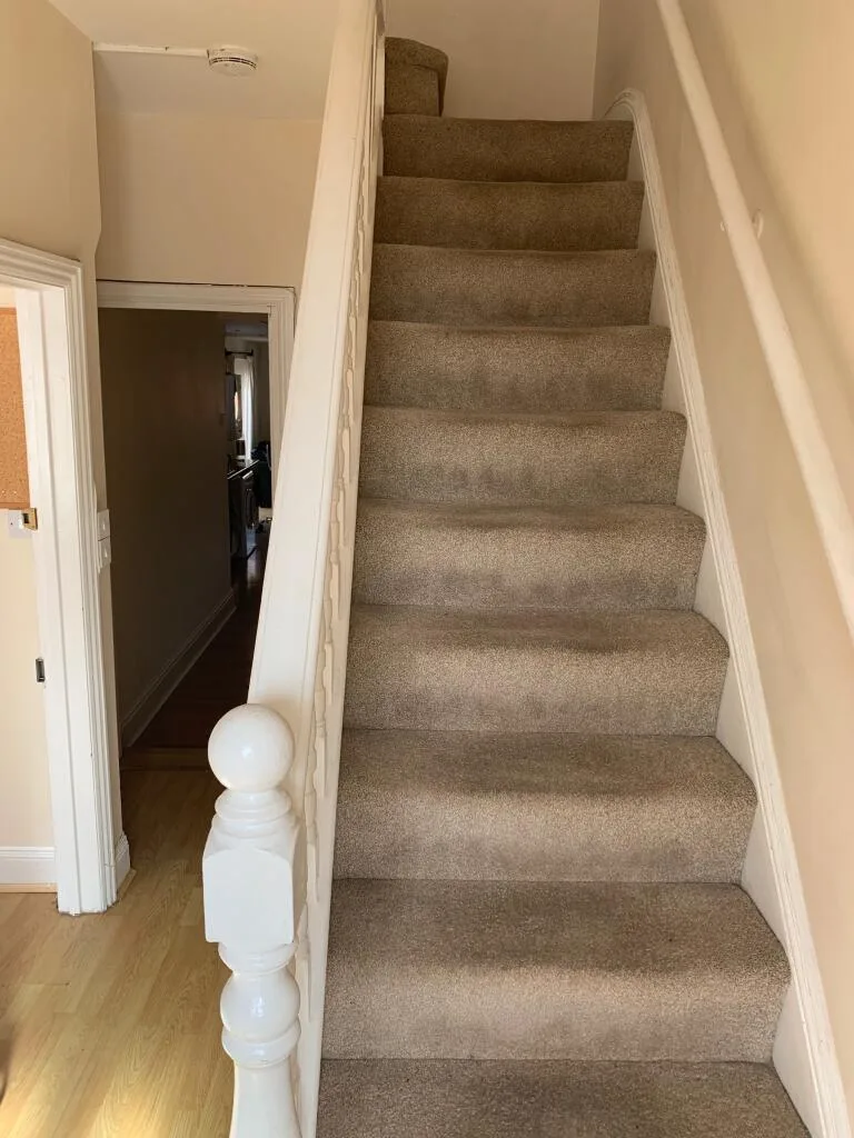 5 bedroom terraced house for rent