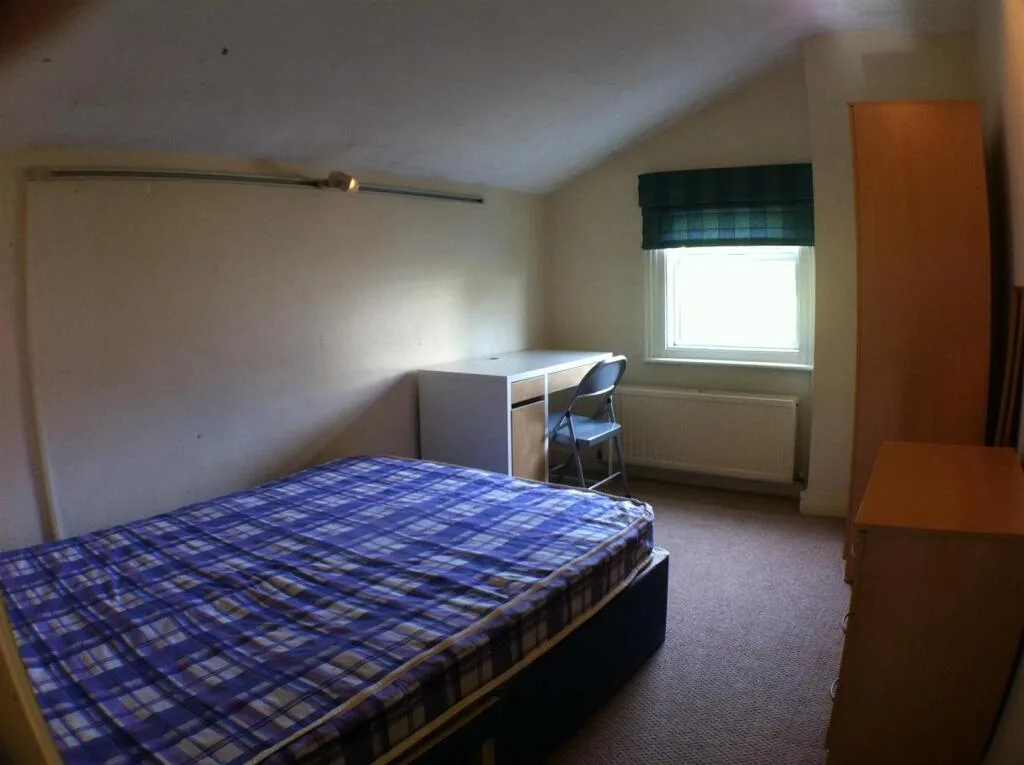 5 bedroom house for rent