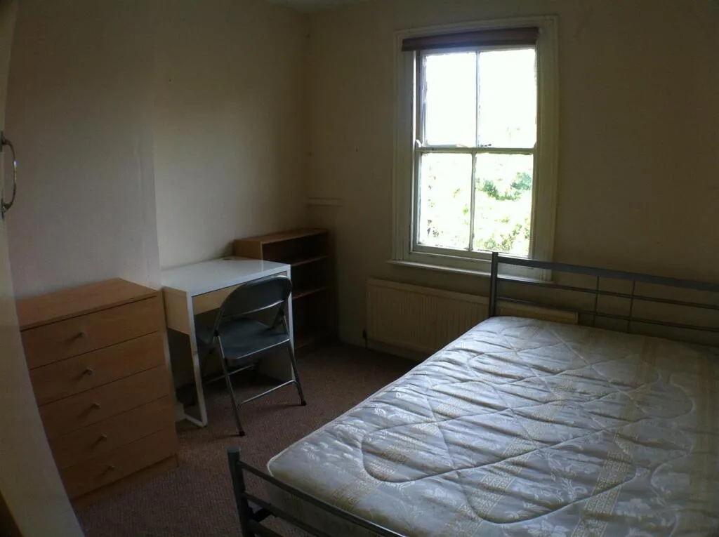 5 bedroom house for rent