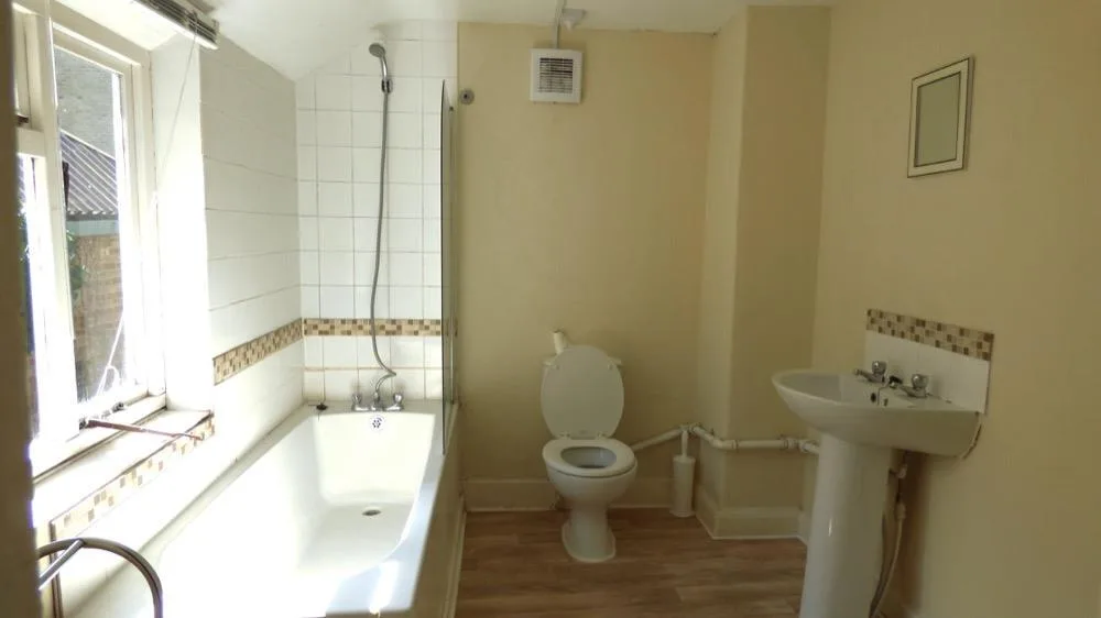 5 bedroom house for rent