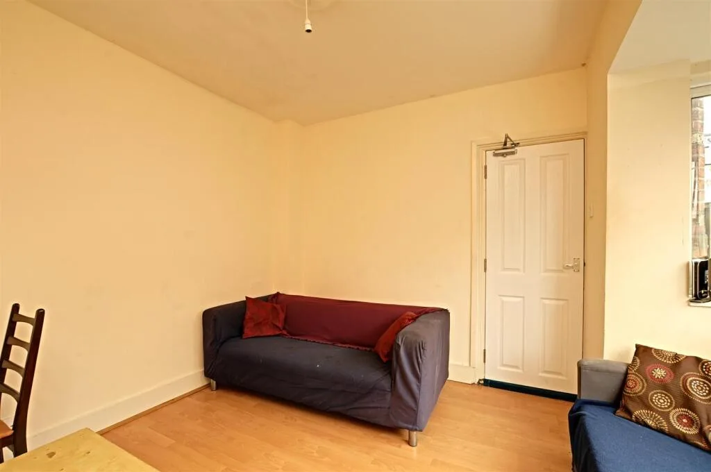 4 bedroom house for rent