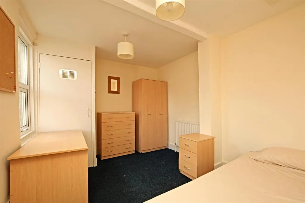 4 bedroom house for rent