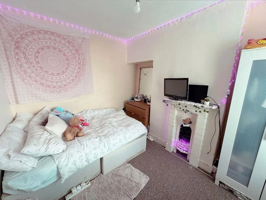 4 bedroom house for rent