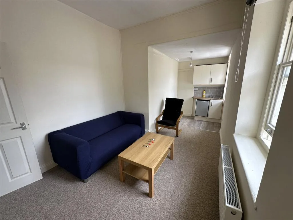 5 bedroom apartment for rent