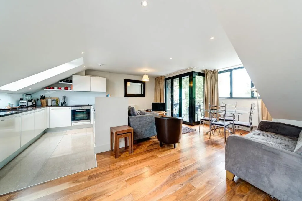 2 bedroom apartment for rent