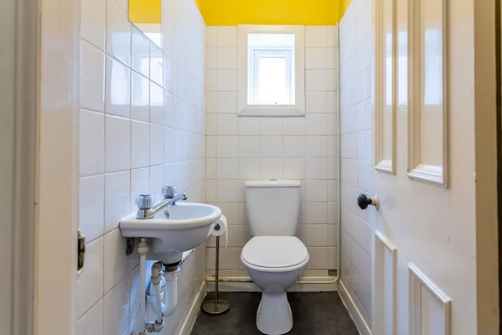 6 bedroom house for rent