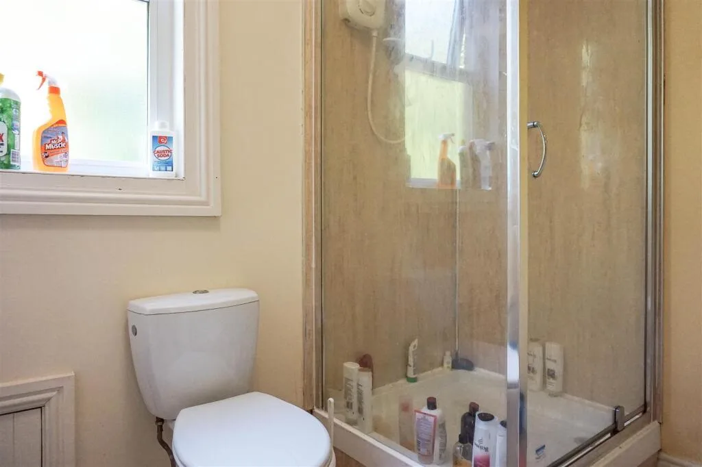 5 bedroom house for rent