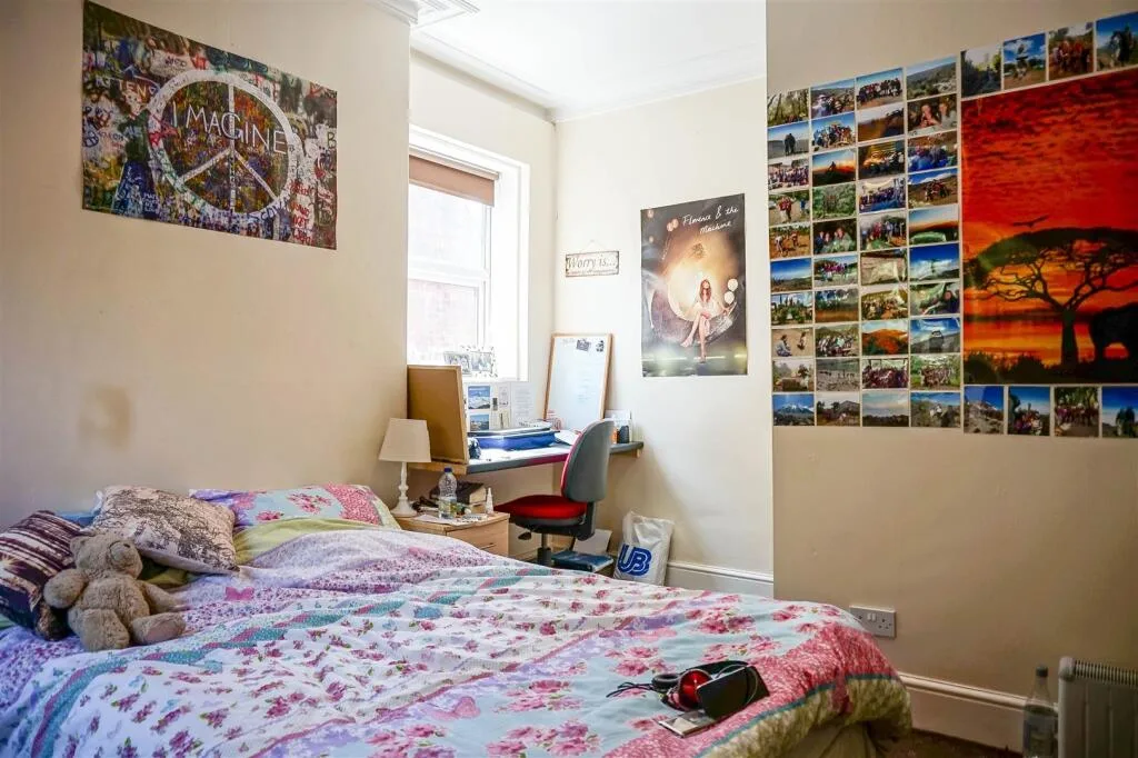 5 bedroom house for rent