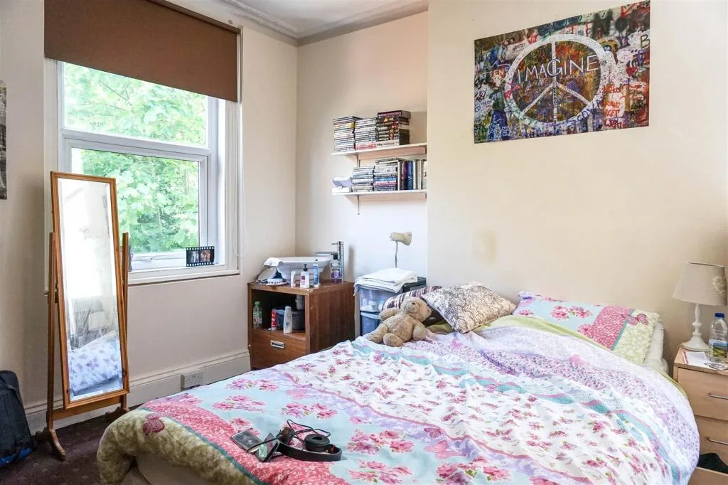 5 bedroom house for rent