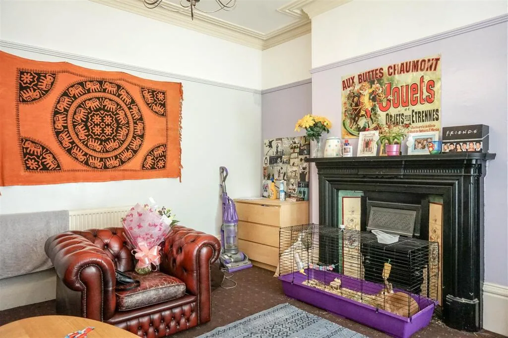5 bedroom house for rent