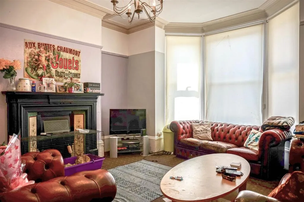 5 bedroom house for rent