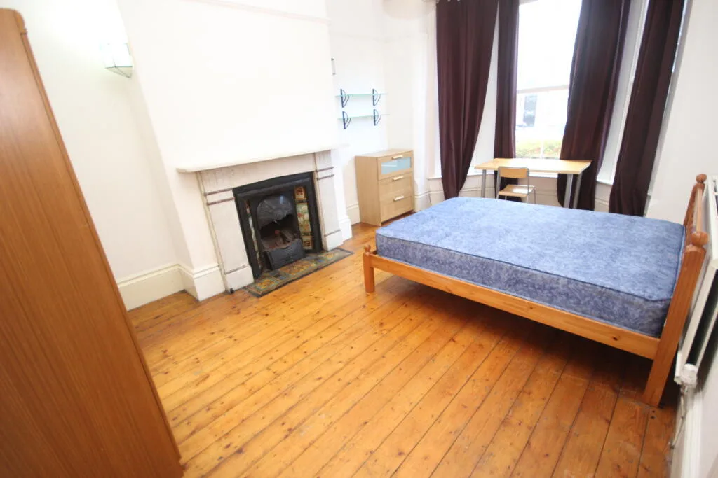 7 bedroom terraced house for rent