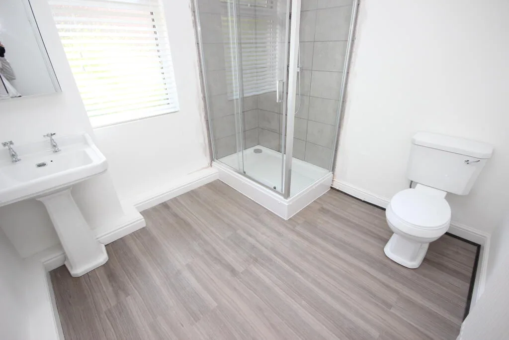 7 bedroom terraced house for rent