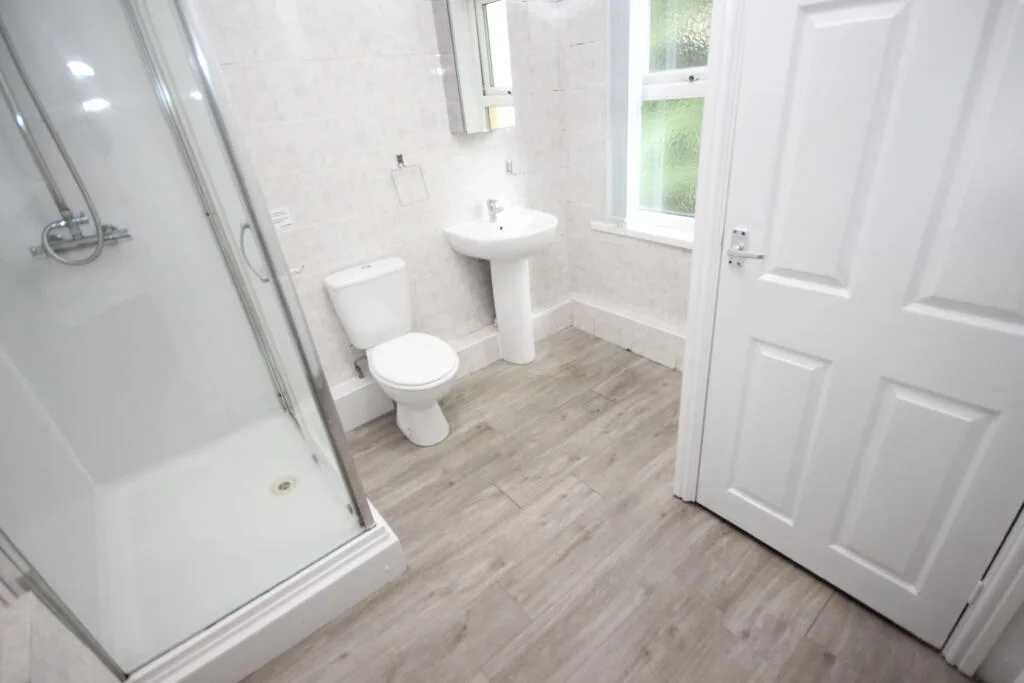 7 bedroom terraced house for rent