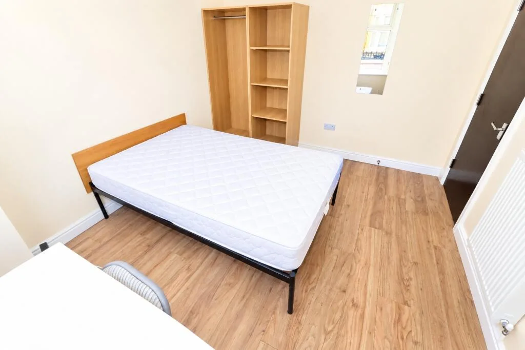 4 bedroom terraced house for rent