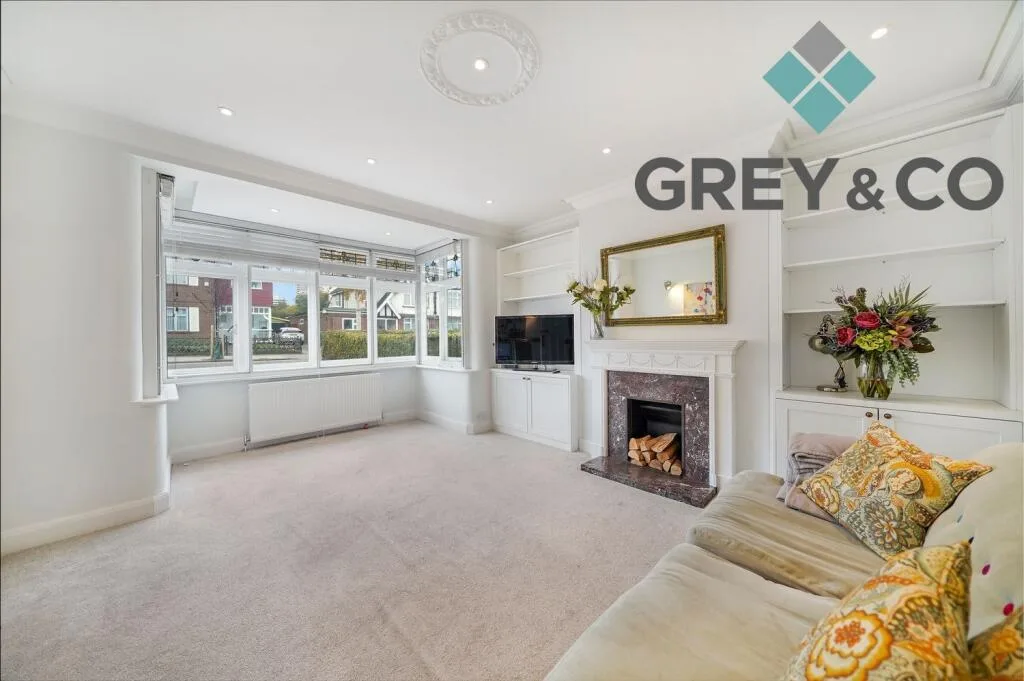 3 bedroom semi-detached house for rent