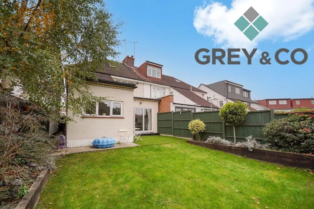 3 bedroom semi-detached house for rent