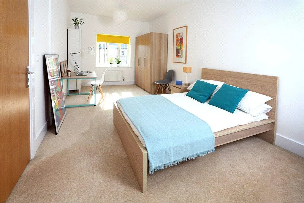 6 bedroom terraced house for rent
