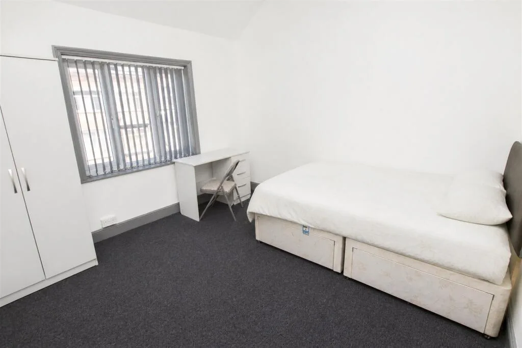4 bedroom house for rent