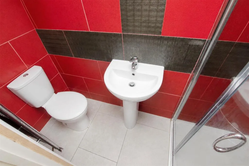 5 bedroom house for rent