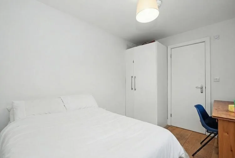 5 bedroom house for rent