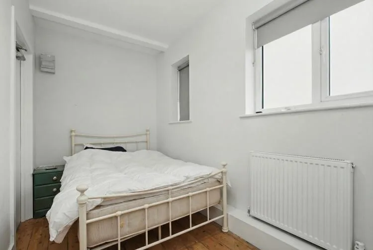 5 bedroom house for rent