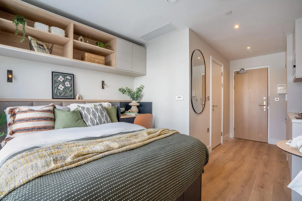 Studio flat for rent
