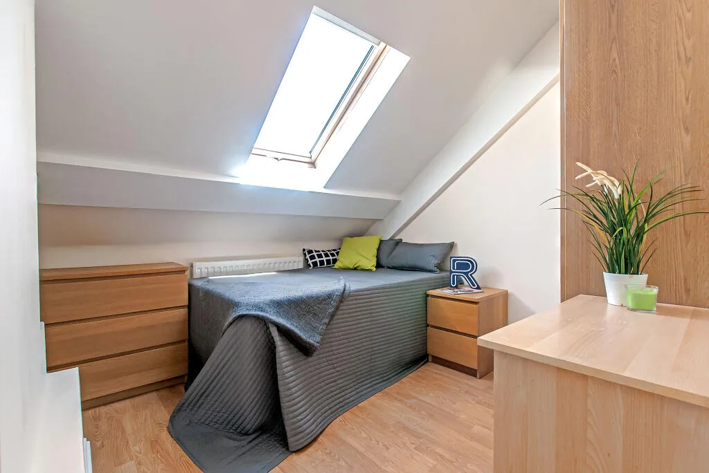 6 bedroom flat for rent