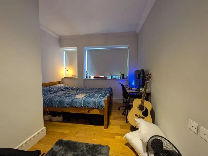 6 bedroom flat for rent