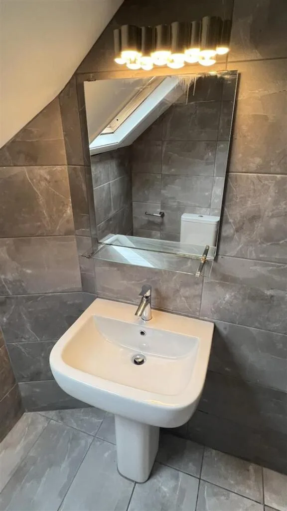 9 bedroom terraced house for rent