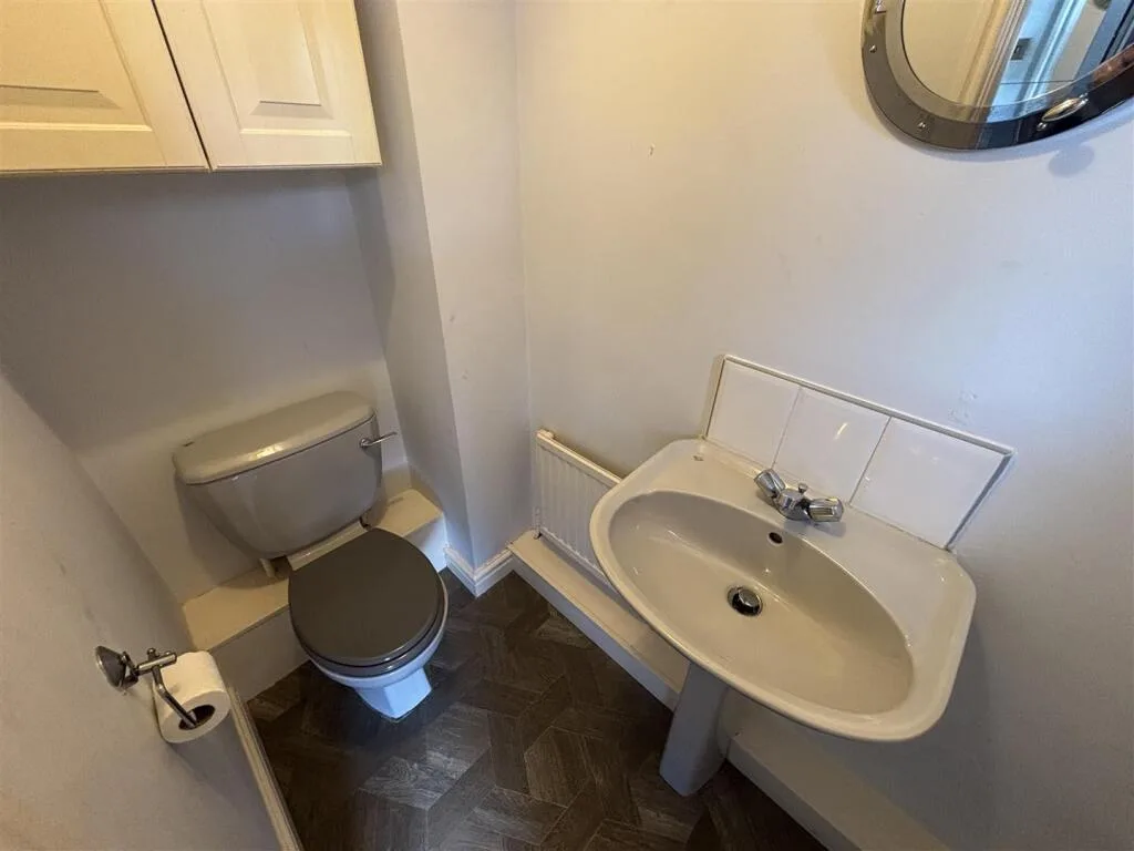 3 bedroom mews property for rent