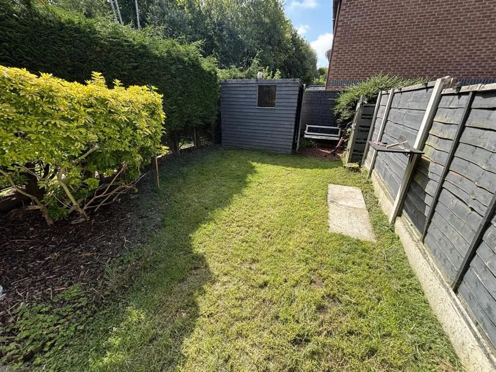3 bedroom mews property for rent