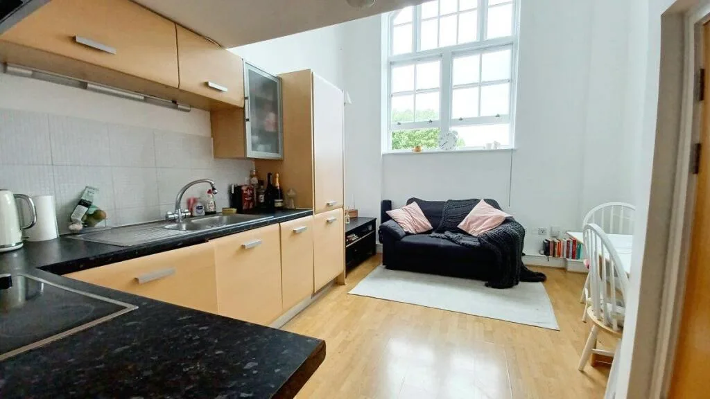 1 bedroom barn conversion for rent