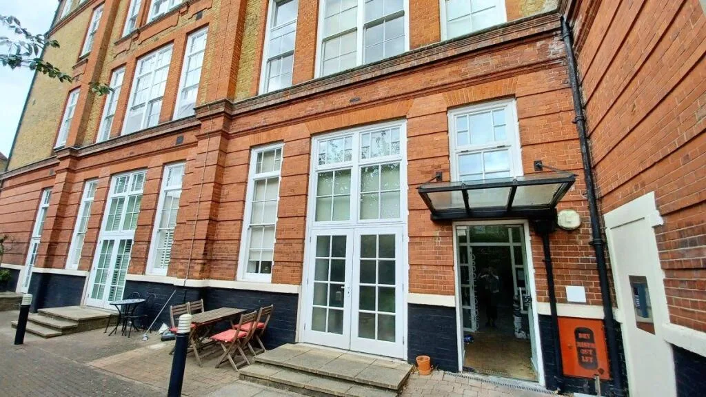 1 bedroom barn conversion for rent