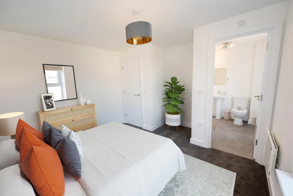 4 bedroom semi-detached house for rent