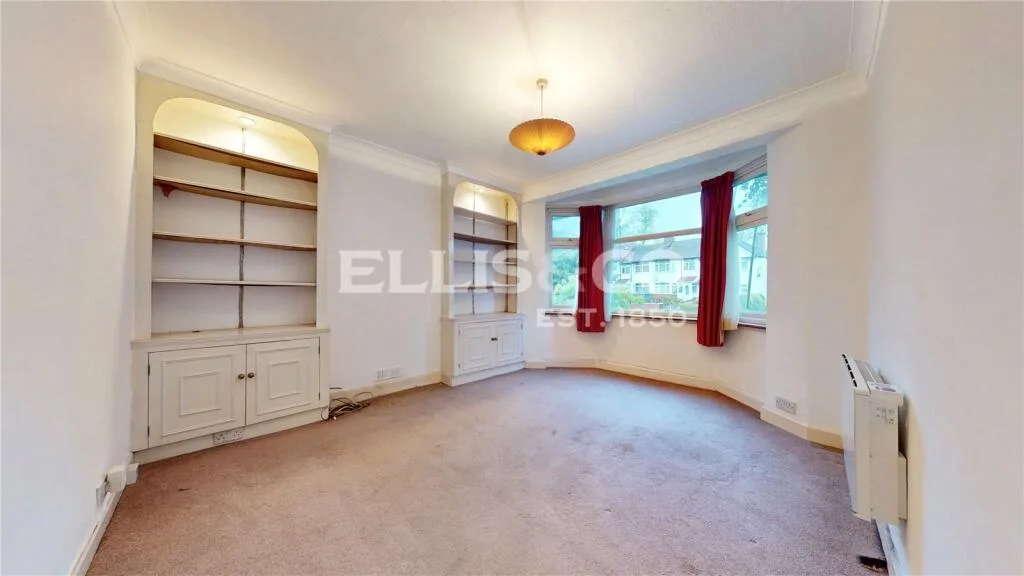 1 bedroom maisonette for rent