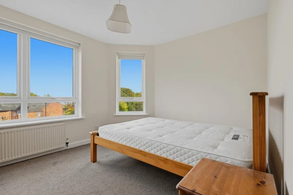 3 bedroom flat for rent