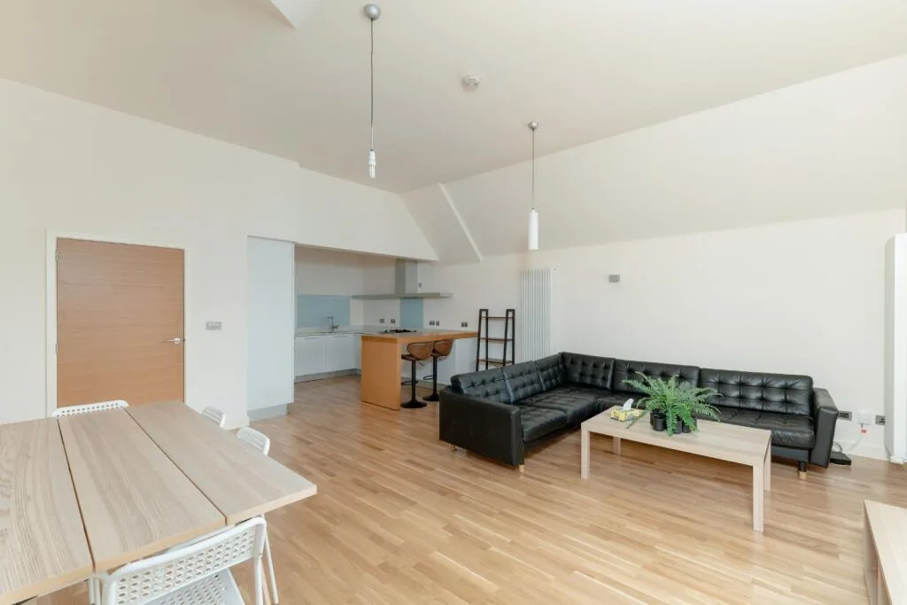 3 bedroom apartment for rent