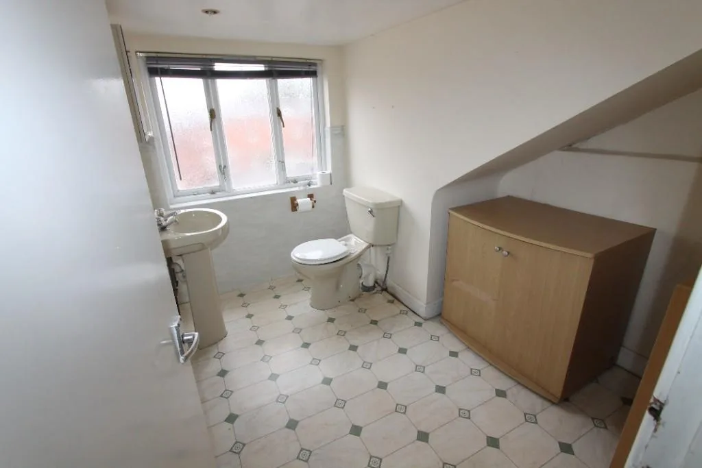5 bedroom apartment for rent