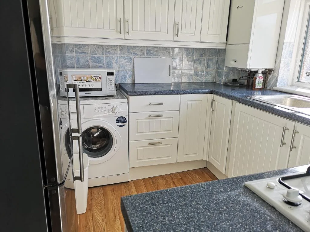 3 bedroom flat for rent