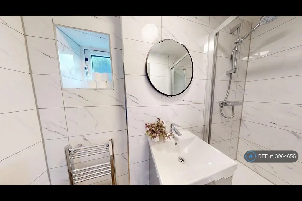 7 bedroom semi-detached house for rent