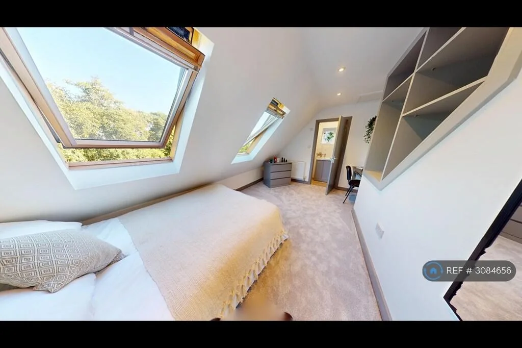 7 bedroom semi-detached house for rent