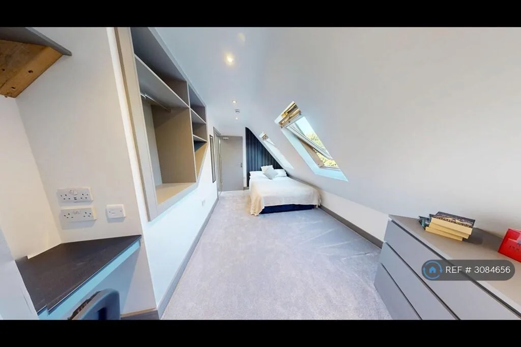 7 bedroom semi-detached house for rent