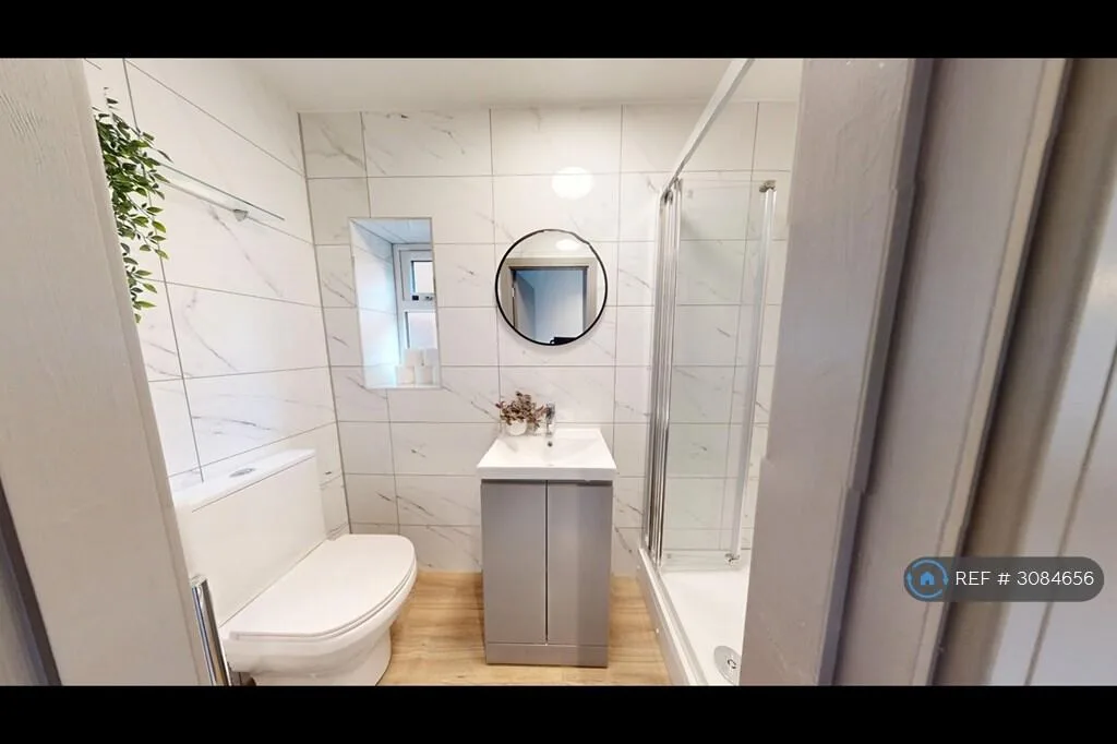 7 bedroom semi-detached house for rent